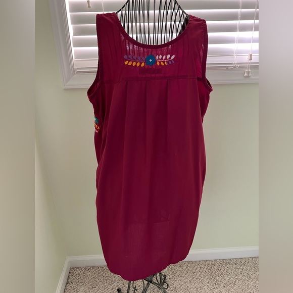 Hand embroidered modern Mexican, mini dress by Erica Maree - Picture 5 of 6
